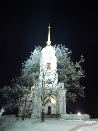 Колокольня Успенского собора.